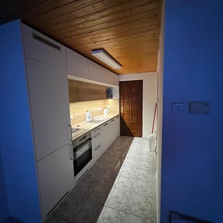 Appartement Kvetinova *